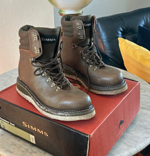 Simms Fly Fishing Boots w/ Removable Neoprene Liners – Men’s Size 9 – Felt Sole