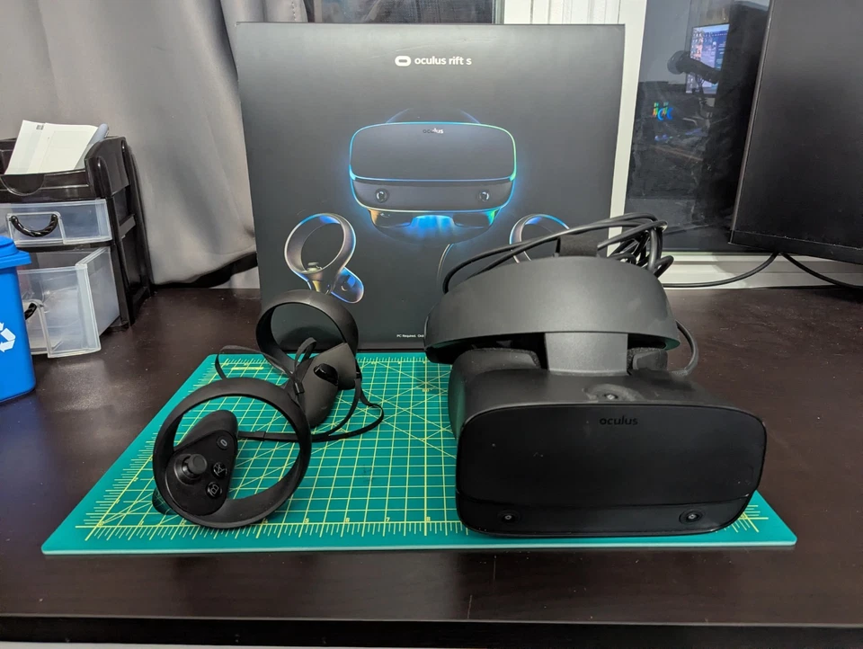 Oculus Rift S PC-Powered VR - Image 2 of 4