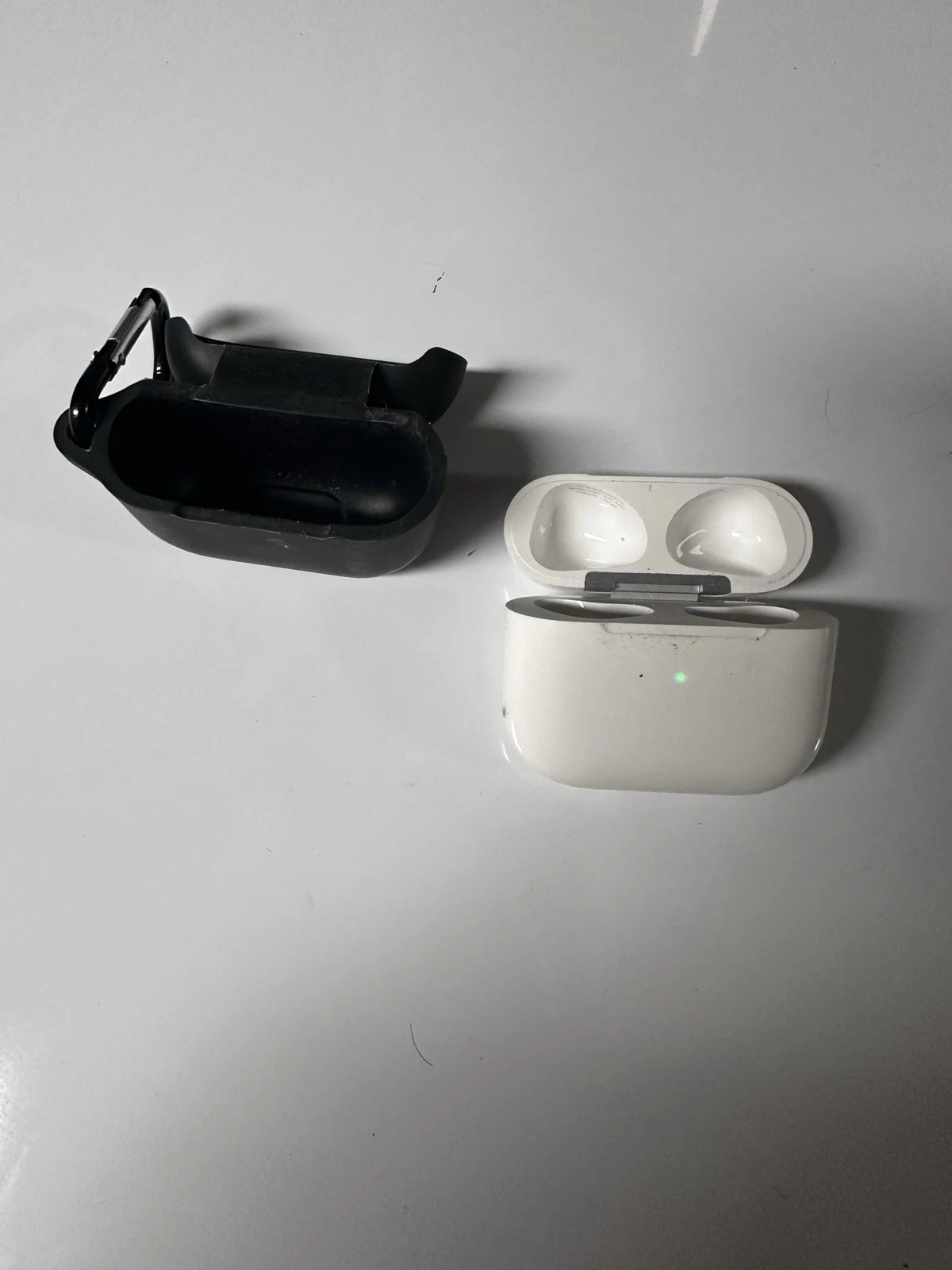 Genuine Apple Airpods 3rd Generation Model A2897 Charging Case