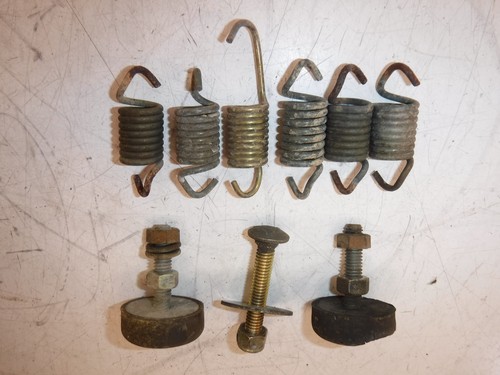 2002 polaris magnum 325 OEM EXHAUST MOUNTING HARDWARE SPRING SET - Picture 3 of 3