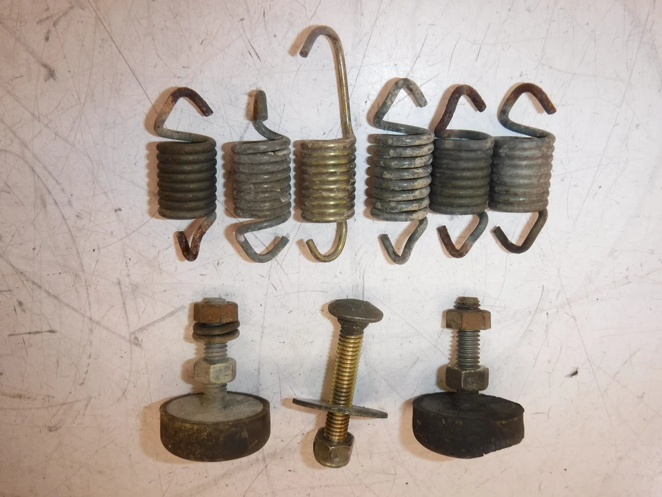 2002 polaris magnum 325 OEM EXHAUST MOUNTING HARDWARE SPRING SET - Image 3 of 3