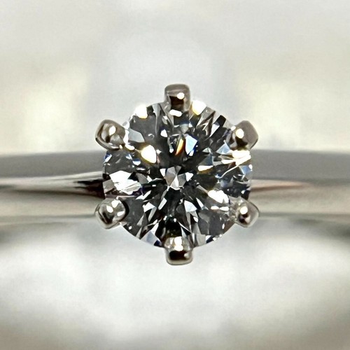 Tiffany & Co Pristine Diamond Platinum Solitaire Ring with Certificate Pt950 - Picture 11 of 12