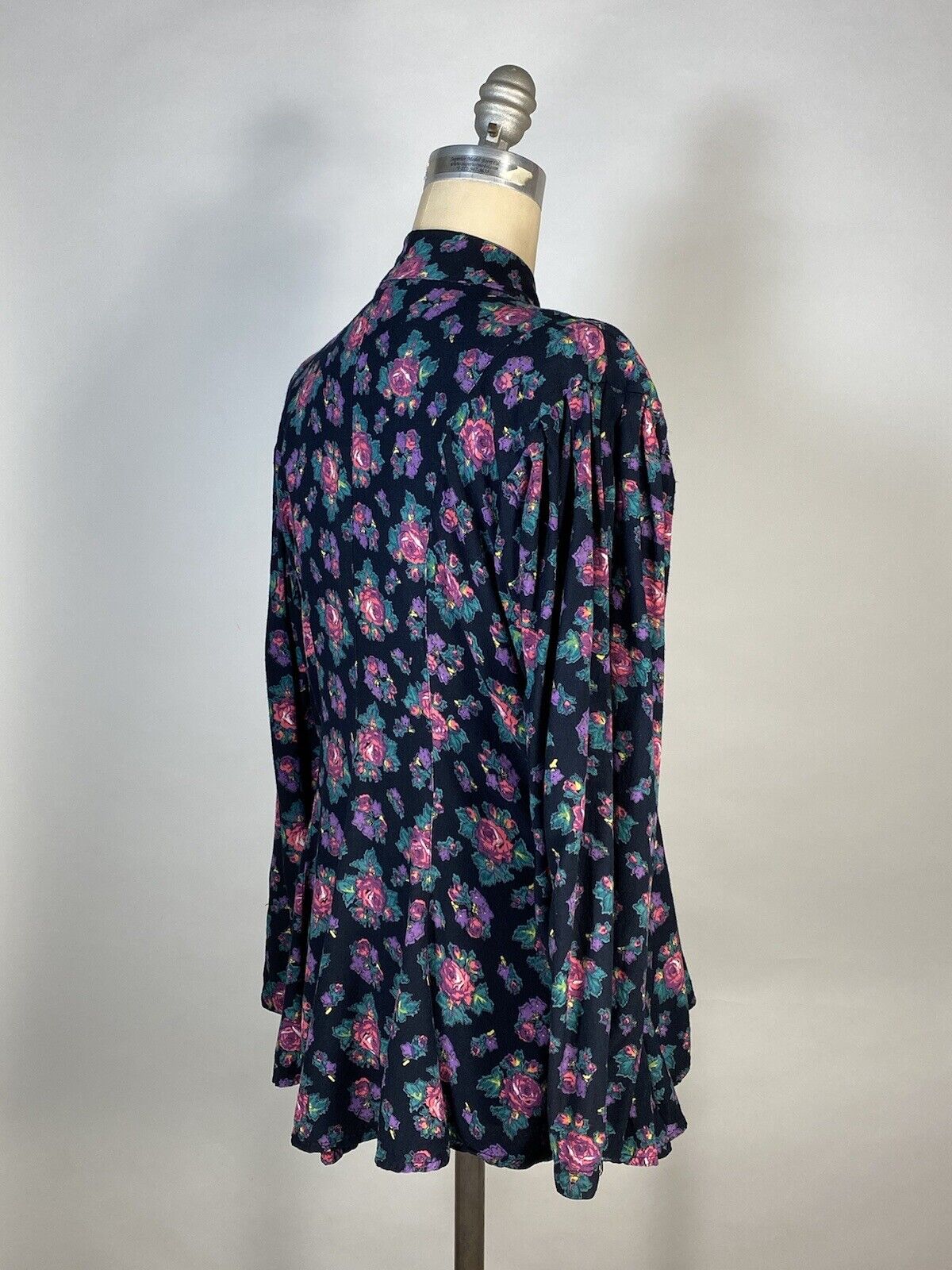 Vintage 1980s-does-VICTORIAN style floral rayon b… - image 6