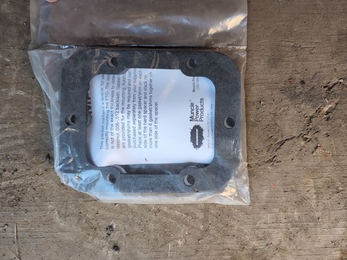 23M60400 New Old Stock, Muncie FILLER BLOCK KIT (R) - Picture 3 of 4