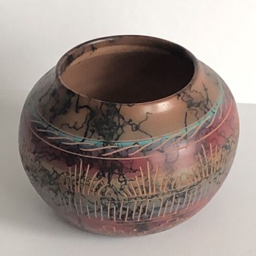 Navajo Indian Pottery Hand Etched Horse Hair Pot Signed M Grey 4.5” X 3.25”