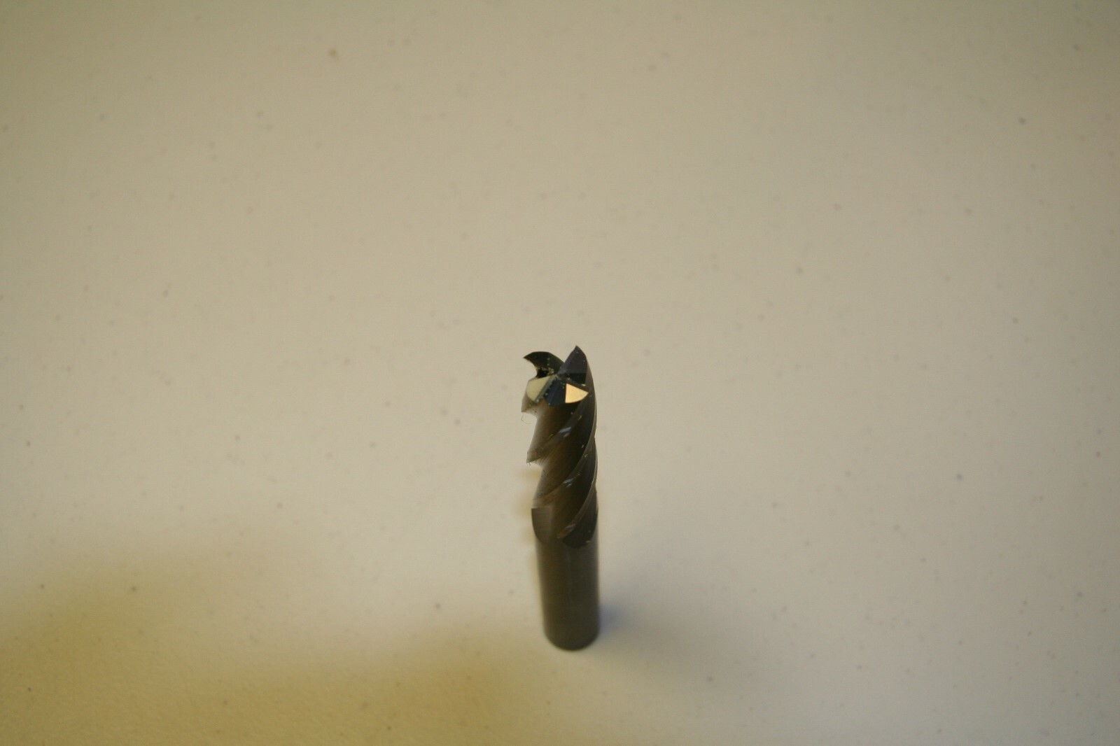 Fraise En Carbure 3/8 De Pouce 2 Stub Flute HTC - 4 Dents, Sans Revêtement, Pour Usinage