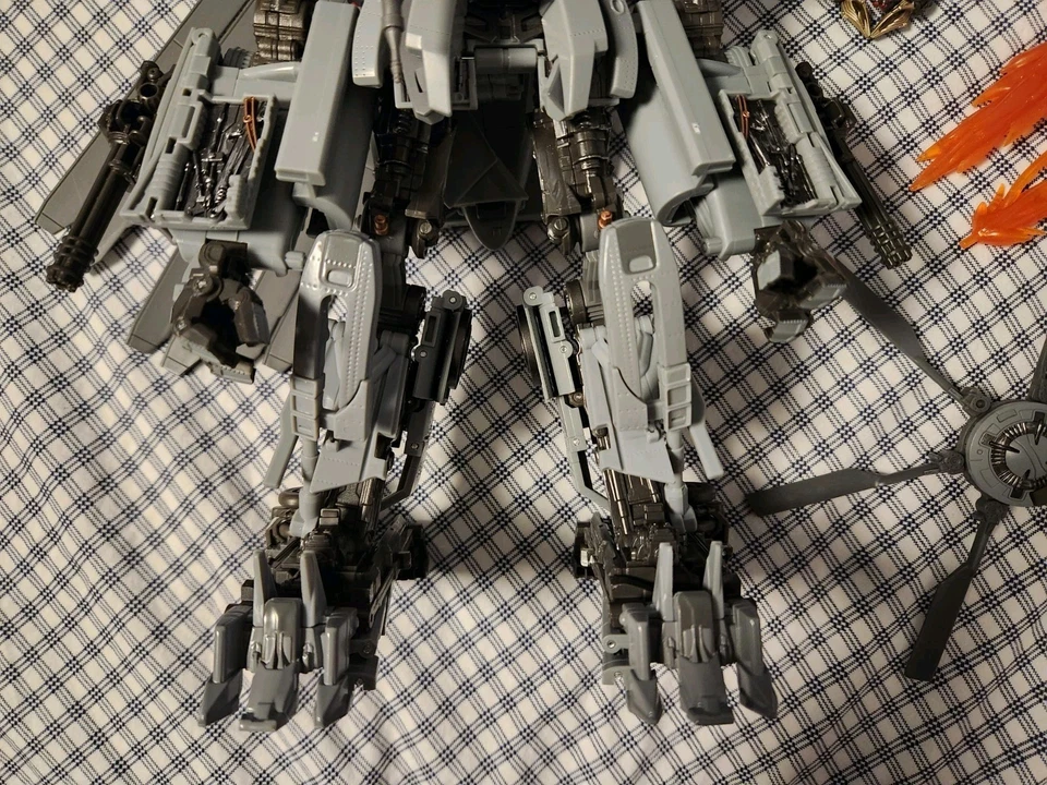 Transformers Masterpiece Movie Series MPM-13 Blackout USED - Image 4 of 4