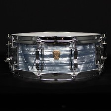 Ludwig 14" x 5" Classic Maple Snare Drum, Sky Blue Pearl