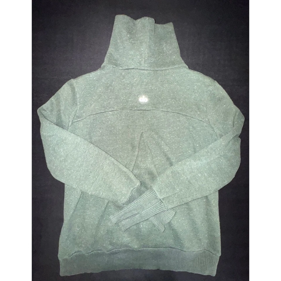 ALO Mujer Yoga Pullover Cuello Embudo Polar Sudadera Suéter Mediano Foto 3 de 3