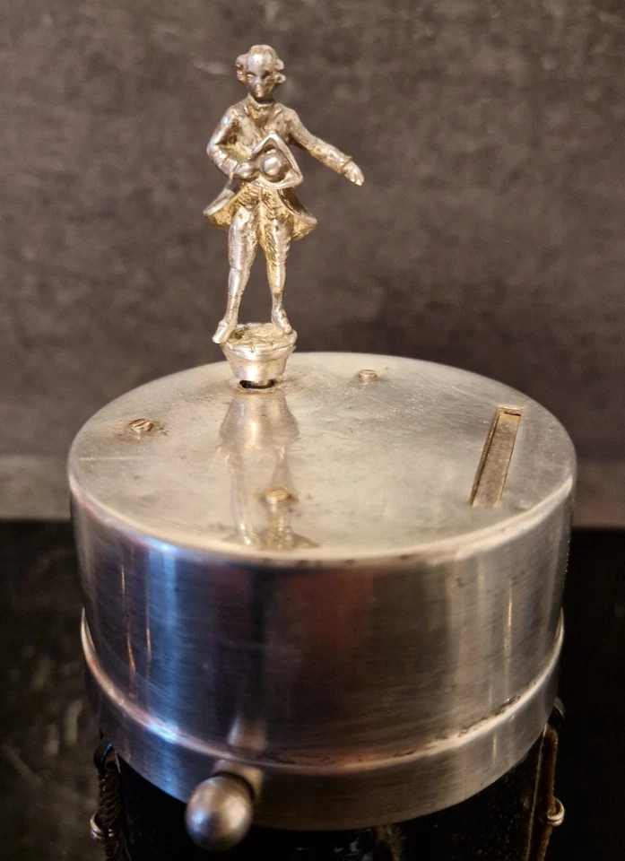 TIRELIRE ANCIENNE REUGE SUISSE TAMBOUR - Photo 4/4