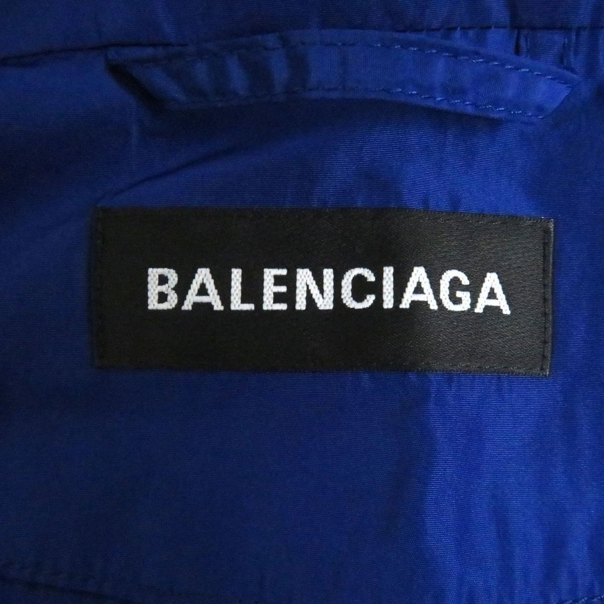 Balenciaga Impermeabile oversize con cappuccio SA usa