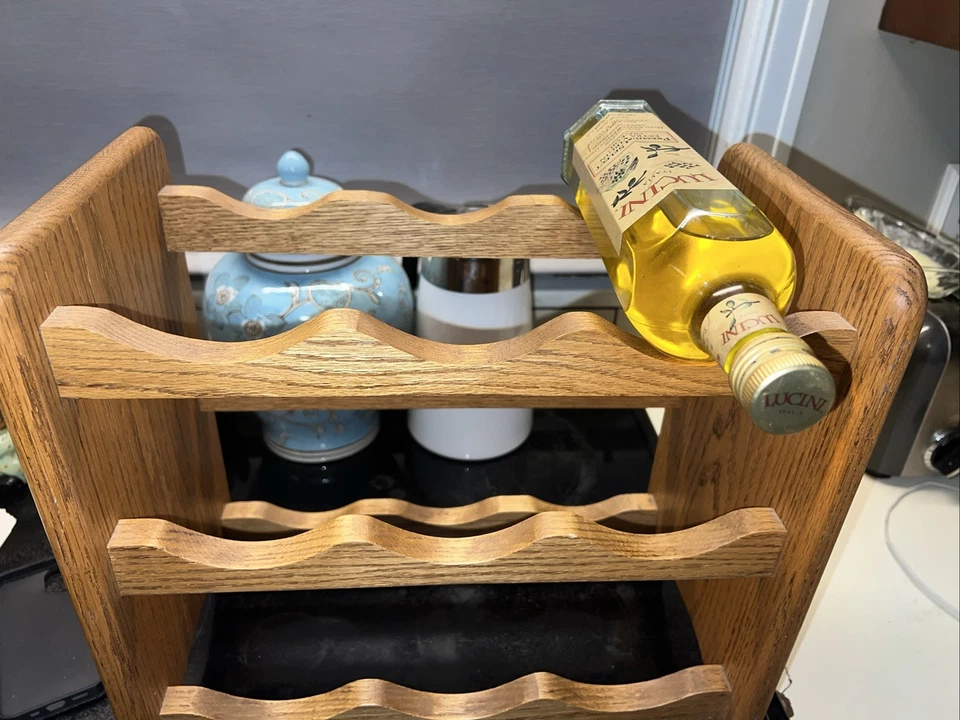 Estante de vino de madera maciza de roble hecho a mano para 9 botellas excelente estado sin defectos Foto 2 de 4