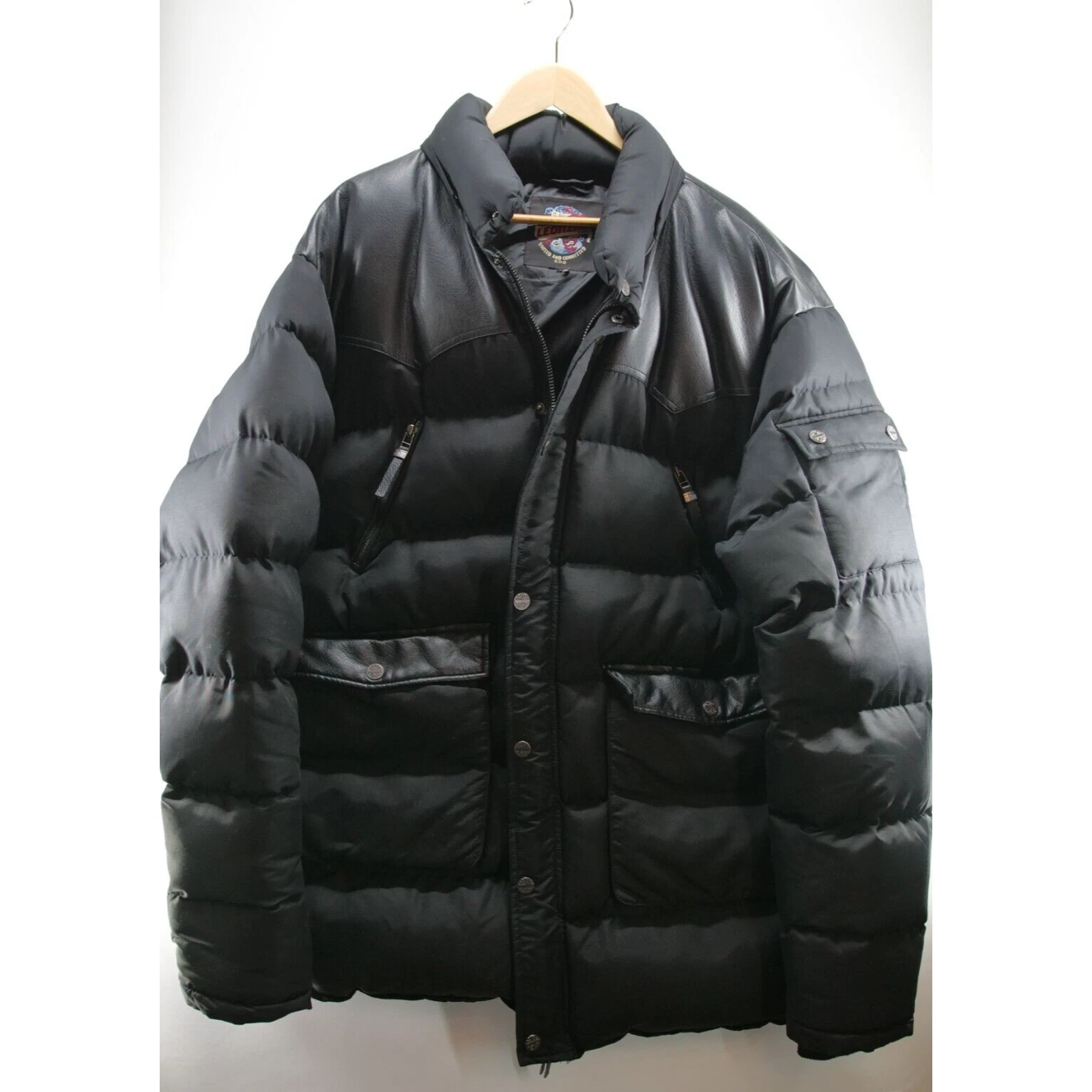 Puffer LEONINE Men's Puffer Jacket/Winter Bomber Jacket Black
Opens in a new window or tab
