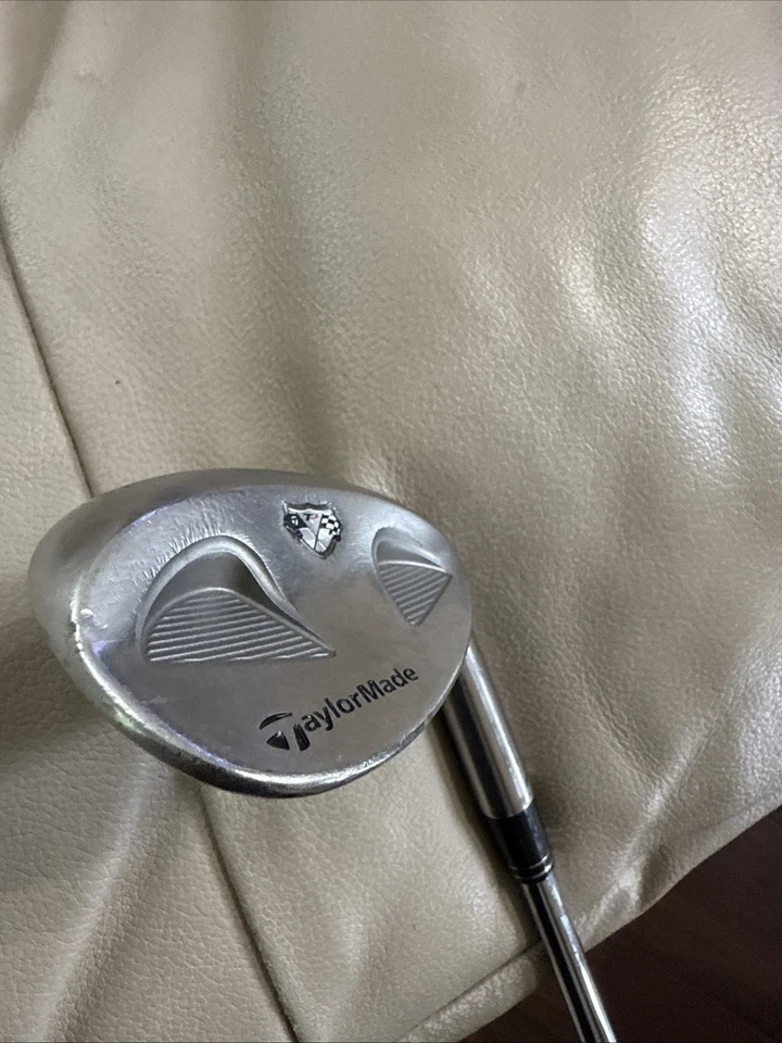 Cuña Taylor Made Rac Lob 60/12 grados eje de borde de acero diestro Foto 4 de 4