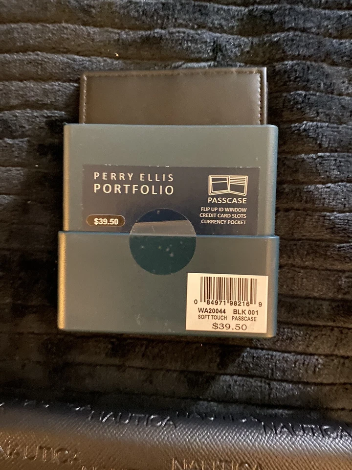 Men & Woman’s Wallet Set  (3) Wns  (1) Man Original $166.50 - Image 3 of 4