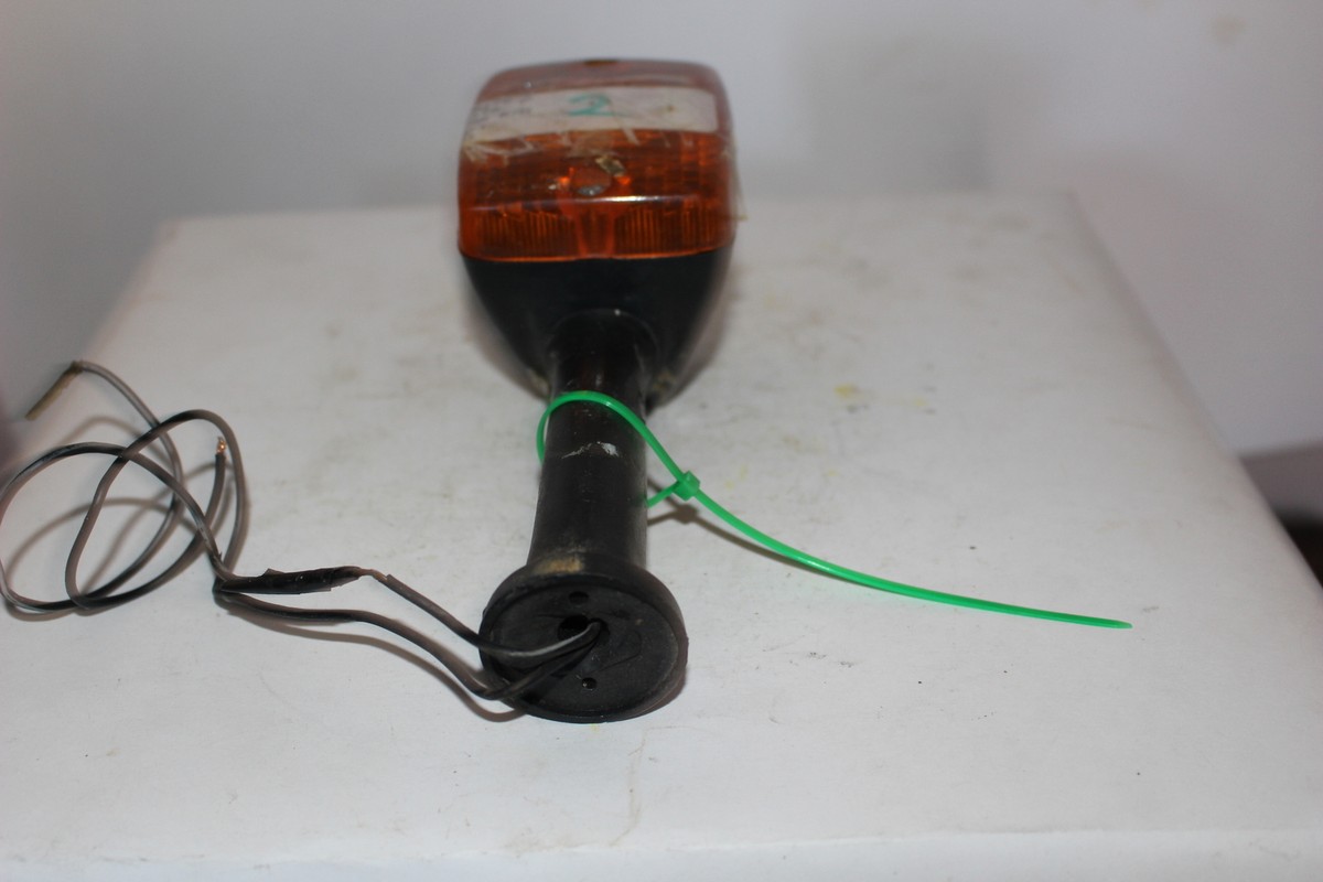 KAWASAKI ZX750 ZX1100 ZX550 REAR TURN SIGNAL LIGHT INDICATOR