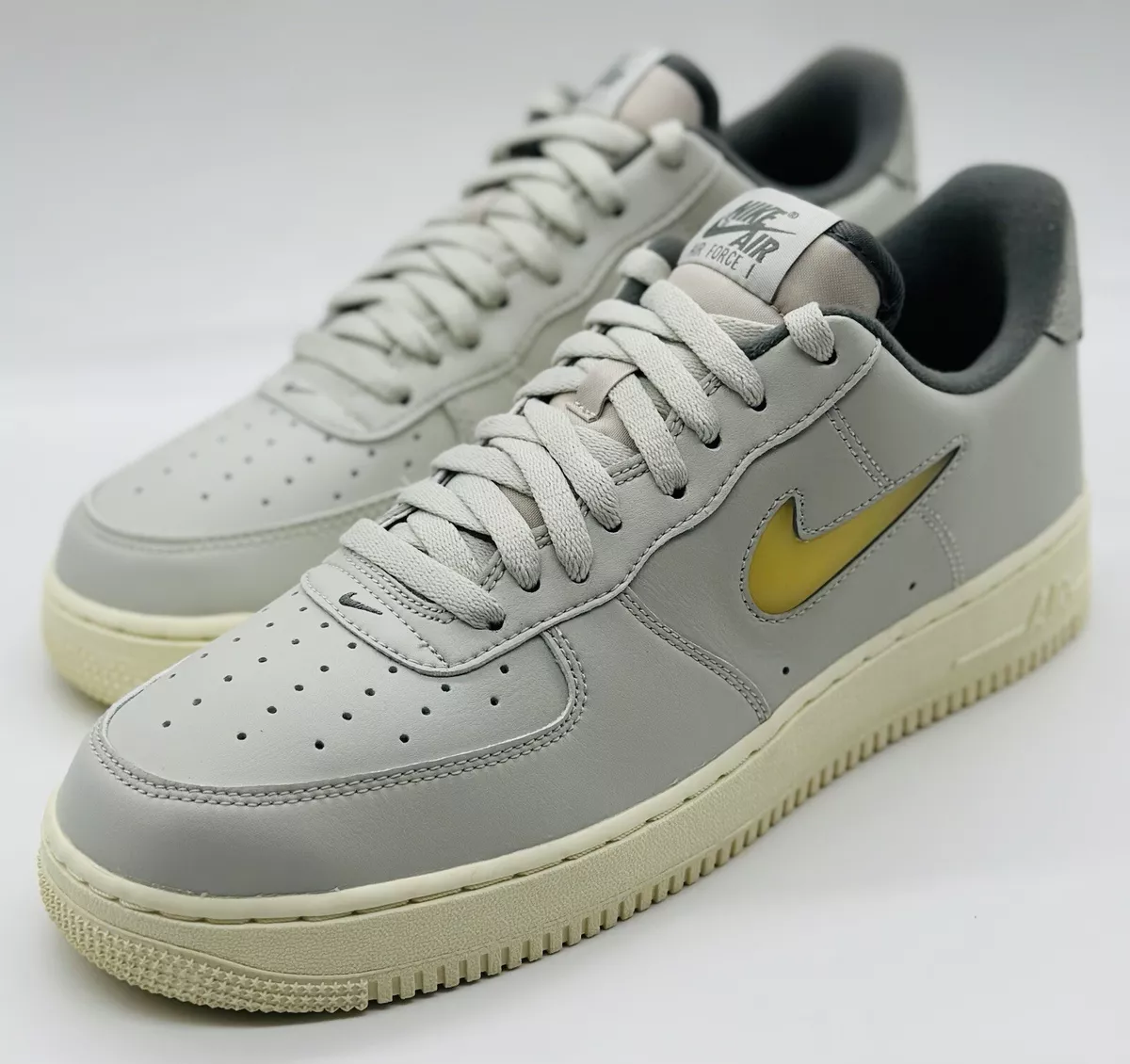 NEW Nike Air Force 1 '07 LX Light Bone Pale Vanilla DC8894-001 Men's Size 11