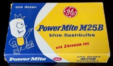 Vintage Box of GE Power Mite M25B Blue Flashbulbs / 12 Bulbs / Early 1960's