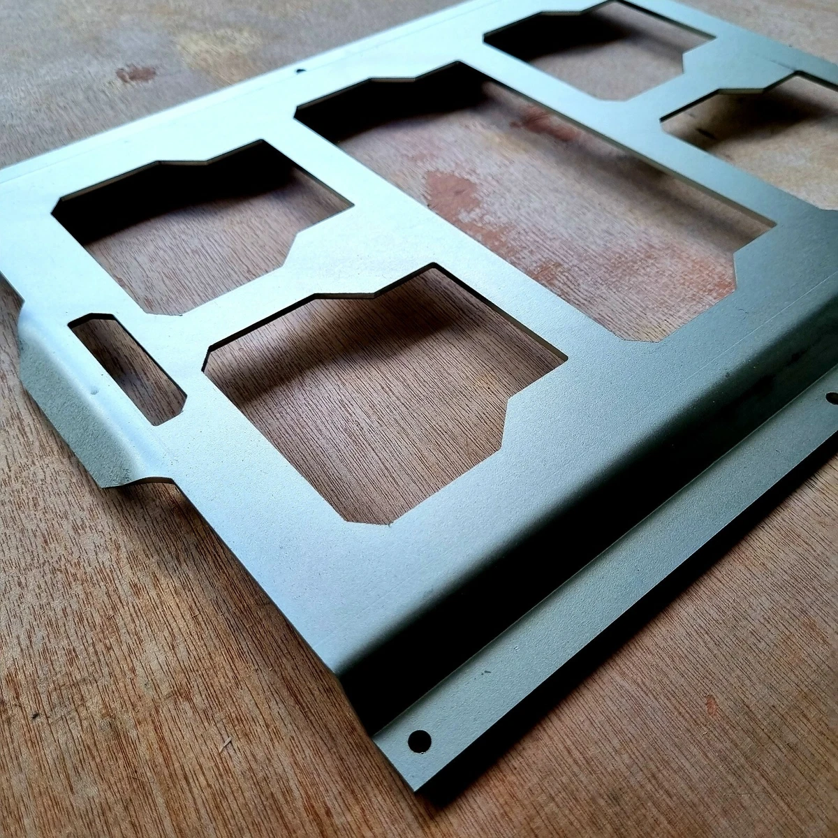 Packout mounting sale plate half