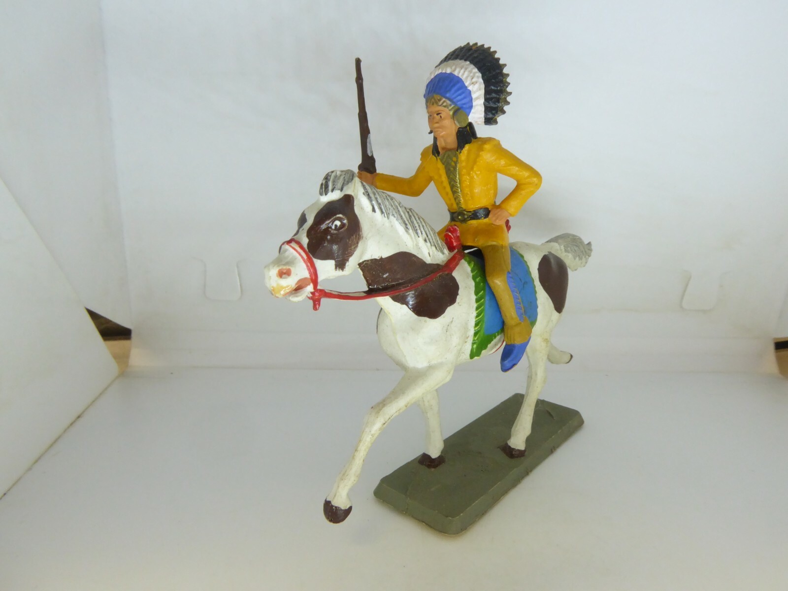 STARLUX : LOT de 19 soldats + un cheval EUR 11,00 - FR