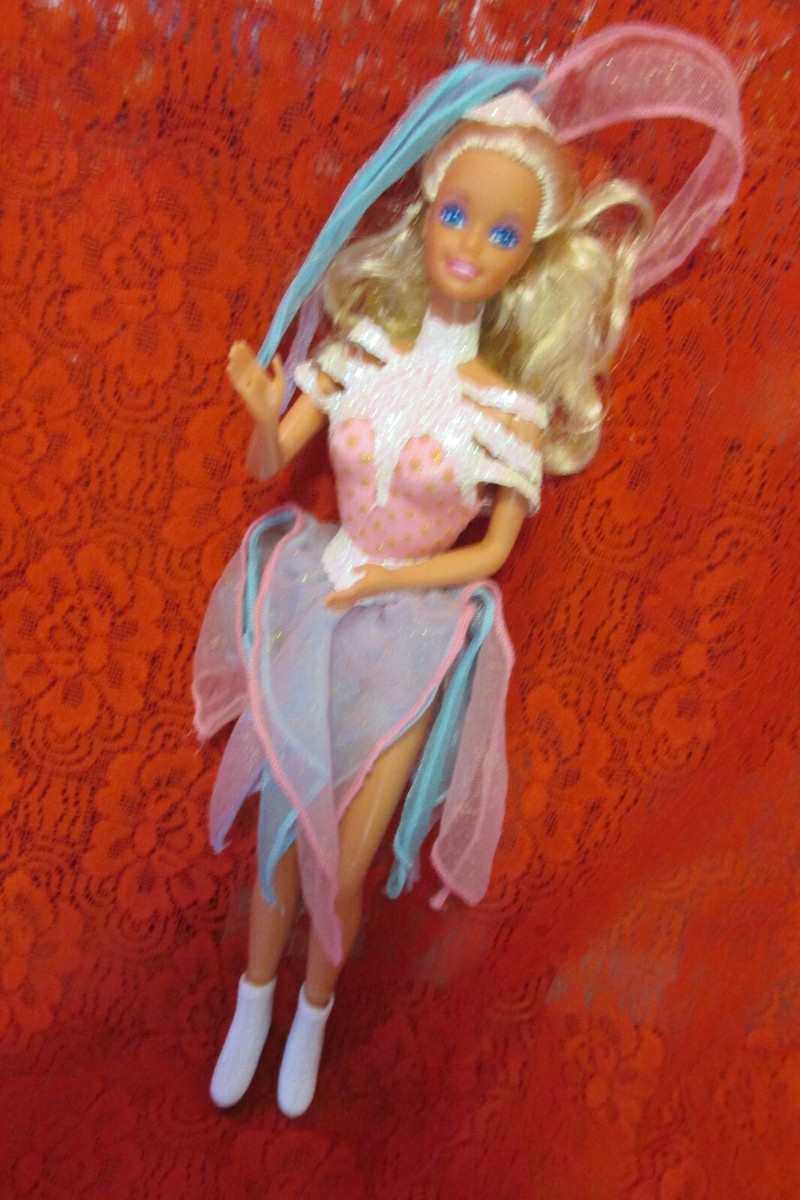 バービー　ICE CAPADES 1989フィギュア スケーター　超レア Vintage 1989 Mattel Ice Capades Barbie Doll Ice Skating Figure