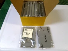 LOT OF 20 - WALL PLATE GRAY - SINGLE GANG BLANK STRAP MOUNT - HUBBLE P14G