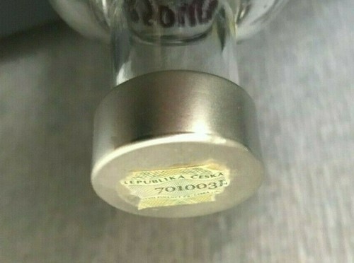 Very Rare Vintage Retro Absolut Kurant EMPTY Bottle Limited Edition Glass Czech - Picture 7 of 7