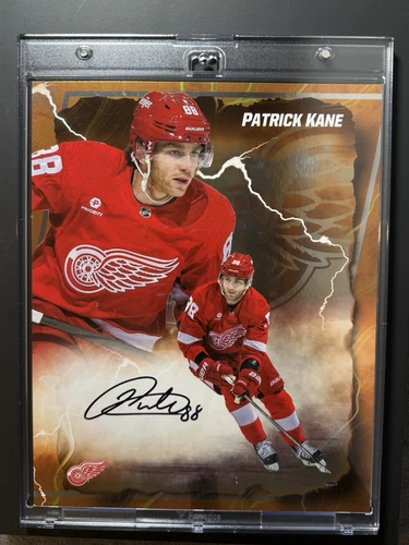 Patrick Kane - Fanatics Emanate Auto Orange /25 - 8”x10” - Detroit Red Wings