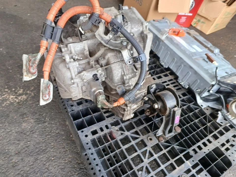 TOYOTA AURIS VVT-I MK2 12-15 Gearbox Automatic 1 Speed Hybrid 309000 30900-47084 - Image 4 of 4