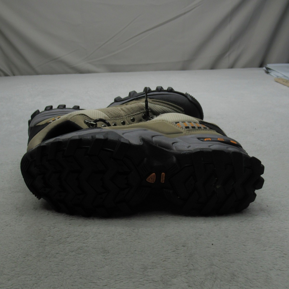 Nike ACG Tengu Low Hiking Shoes Mens 8 Durable Gorpcore Outdoor‎ Earthy Utility Nike ACG Takos Low Men main image 4