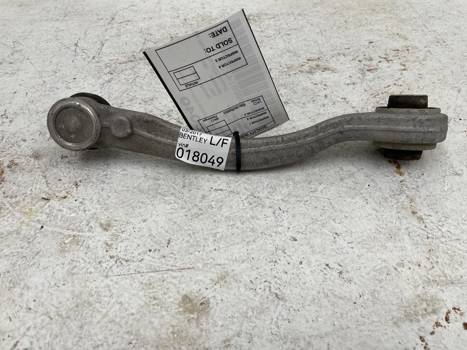 2016-2020 BENTLEY BENTAYGA (A) FRONT UPPER CONTROL ARM SUSPENSION LINK LEFT SIDE