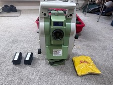 Total Station Leica TS12  5" R400 with controller, pole, prism and tripod.