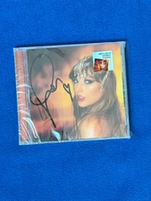 Taylor Swift The Life of a Show Girl 1 Signed Heart CD