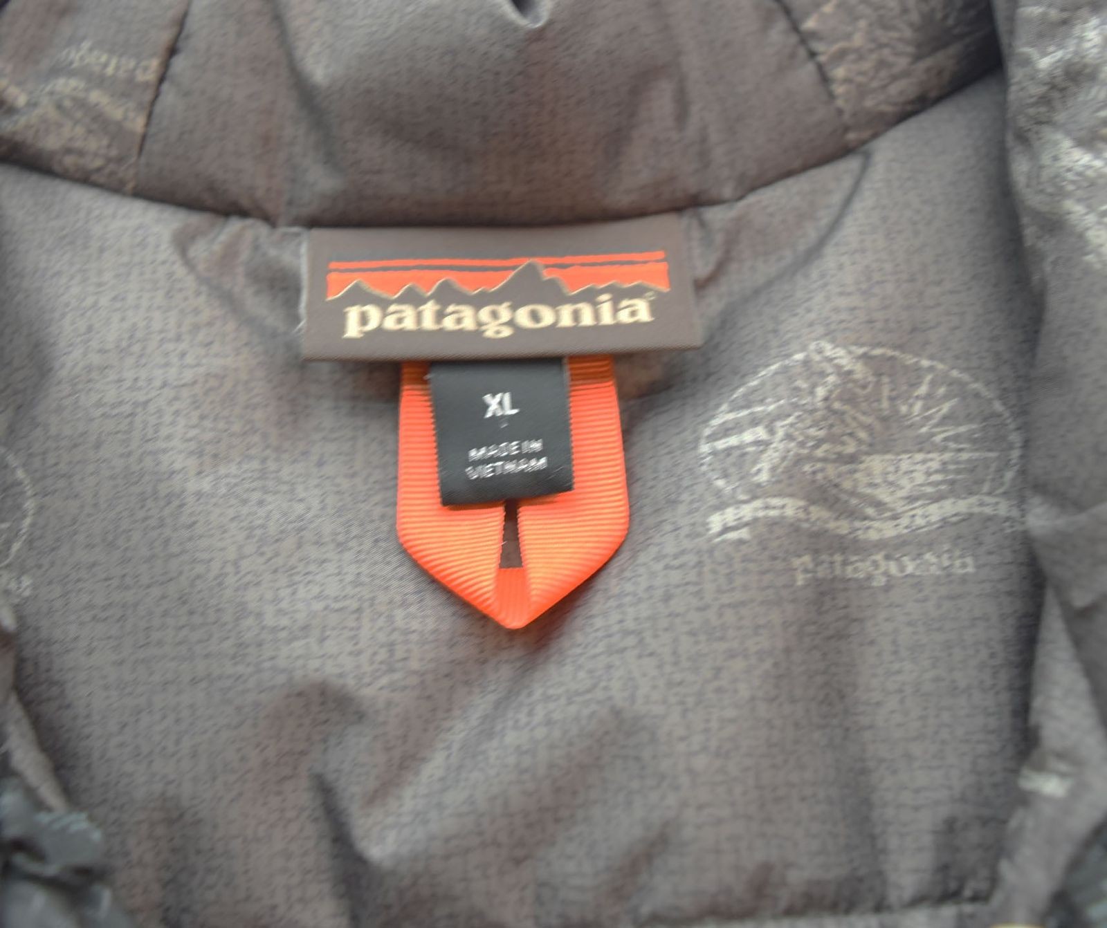 Patagonia Mountain Puff Jacket XL Black Nylons Used From Japan thumbnail 4