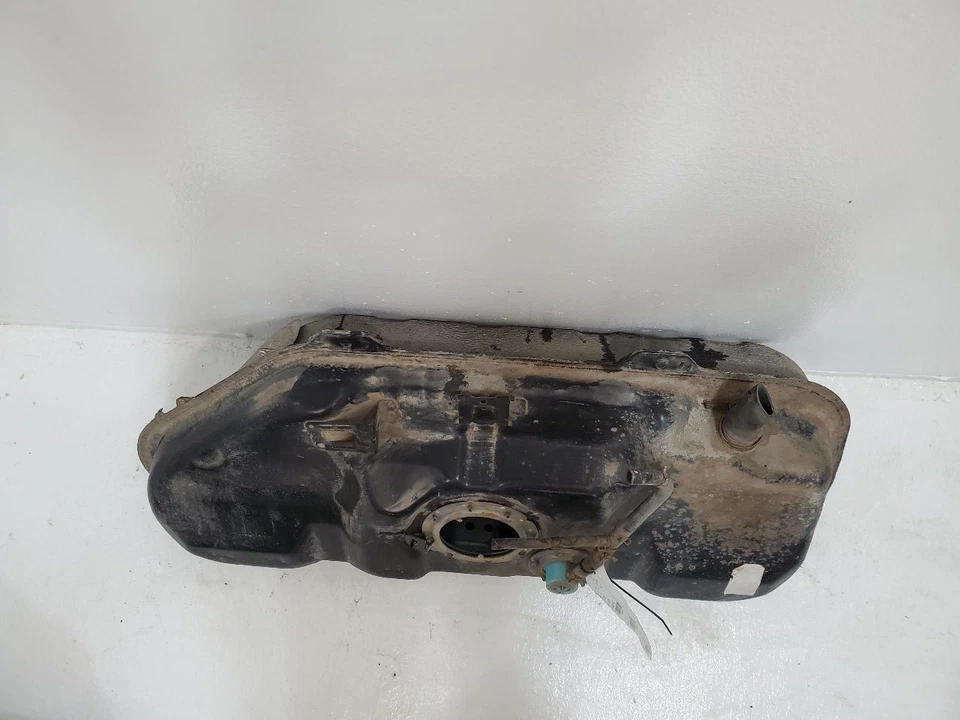 2010-2013 KIA  SOUL Fuel Tank 12 Gal 311502K500 10-13 Foto 2 de 4