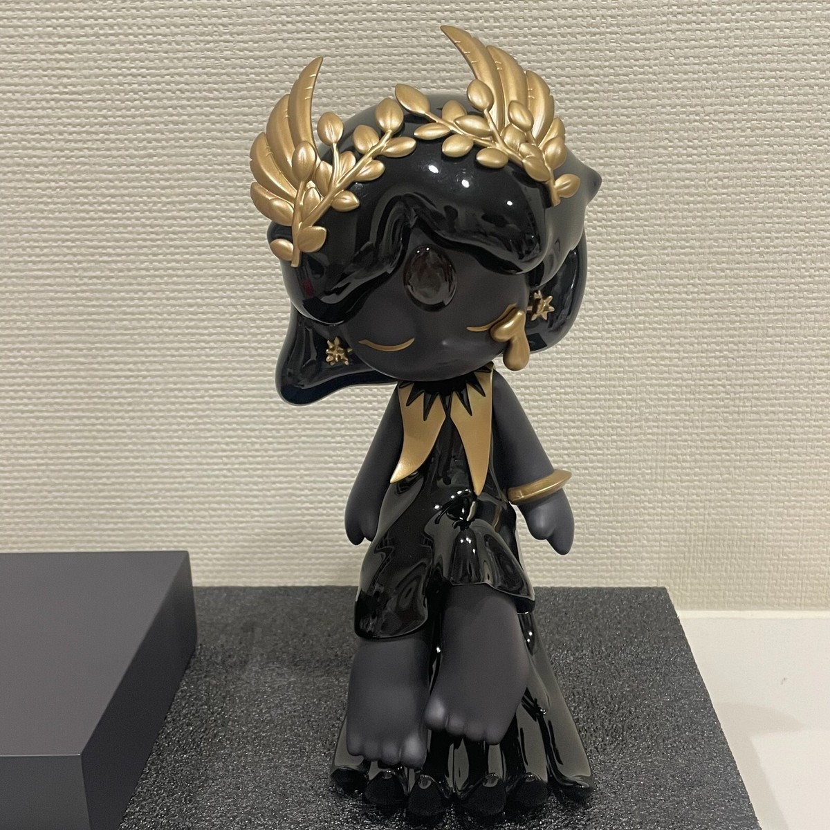 Rare! POP MART AZURA Dark Soul Figurine 2023 Limited Edition Rare! POP MART AZURA Dark Soul Figurine 2023 Limited Edition