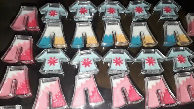 Lot De 84 Gloss Pour Enfants En Forme De Tee-shirt Et Pantalon - Revendeur, Assortiment, Neuf