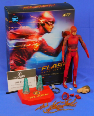 OZAスターエース DC フラッシュ THE FLASH 1/8フィギュア THE FLASH 1:8 SCALE FIGURE DELUXE WITH BARRY ALLEN HEAD STAR ACE