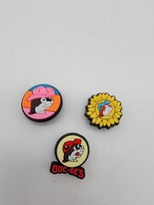 Buc-ee's Shoe Charms Womens Multicolor Beaver Logo Sunflower Set Of 3 Croc