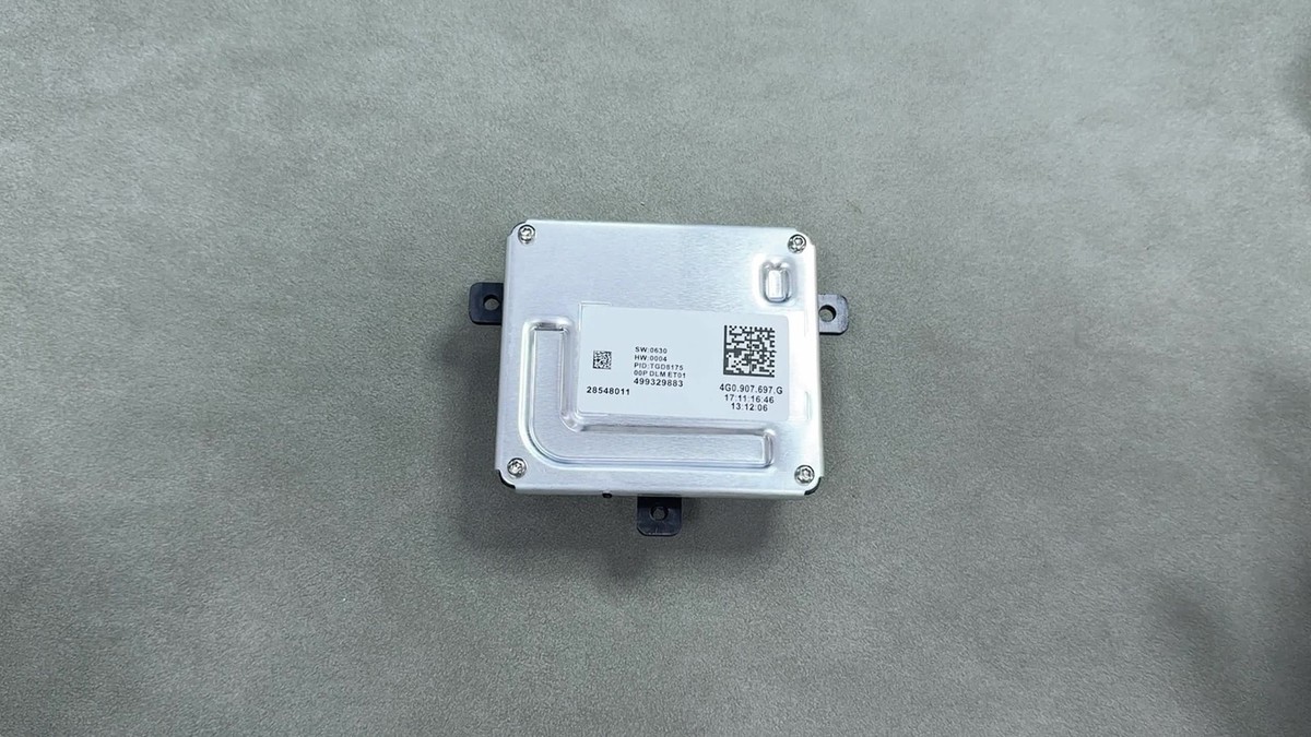 4G0907397F 4G0907697F For Audi VW Daytime Running Light Module DRL