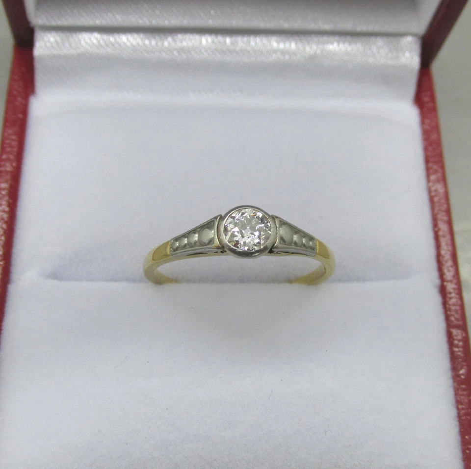 ART DECO 0.25CT OLD CUT DIAMOND SOLID 18ct GOLD ENGAGEMENT RING UK H & US 3 3/4 - Image 3 of 4