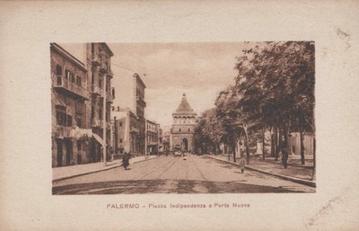 Alte Ansichtskarte Palermo Piazza Indipendenza e Porta Nuova ungelaufen