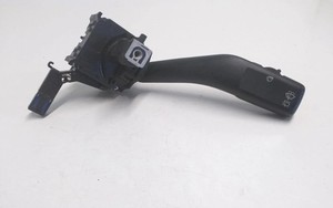 VW GOLF VI 5K1 Wischergriff 1K0953519 1.90 Diesel 103kw 2006 28534183