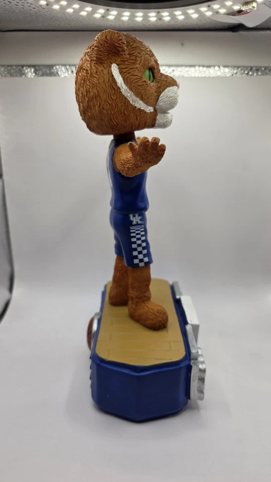 Kentucky Wildcats Mascot University of Kentucky Foco 53/2019 Bobblehead NCAA - Image 2 of 4