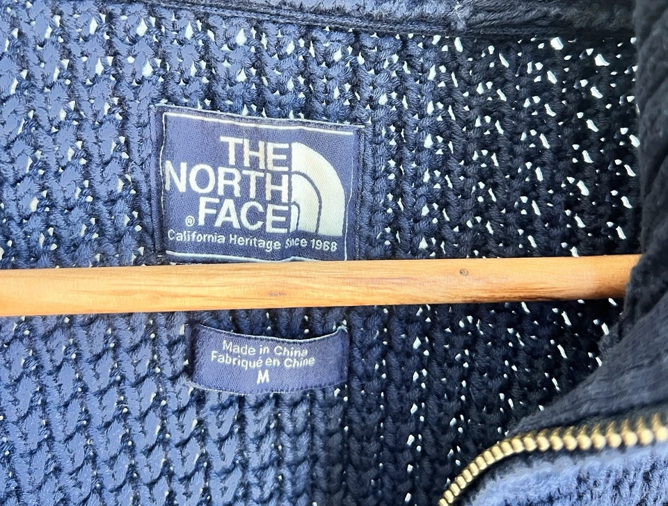 Chaqueta Suéter The North Face Cremallera Completa Tejido con Cable Pesado Talla Mediana Azul Marino De Colección Foto 4 de 4