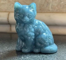 Mosser Glass Fluffy Kitty Kitten Sitting Cat Figurine - GEORGIA BLUE