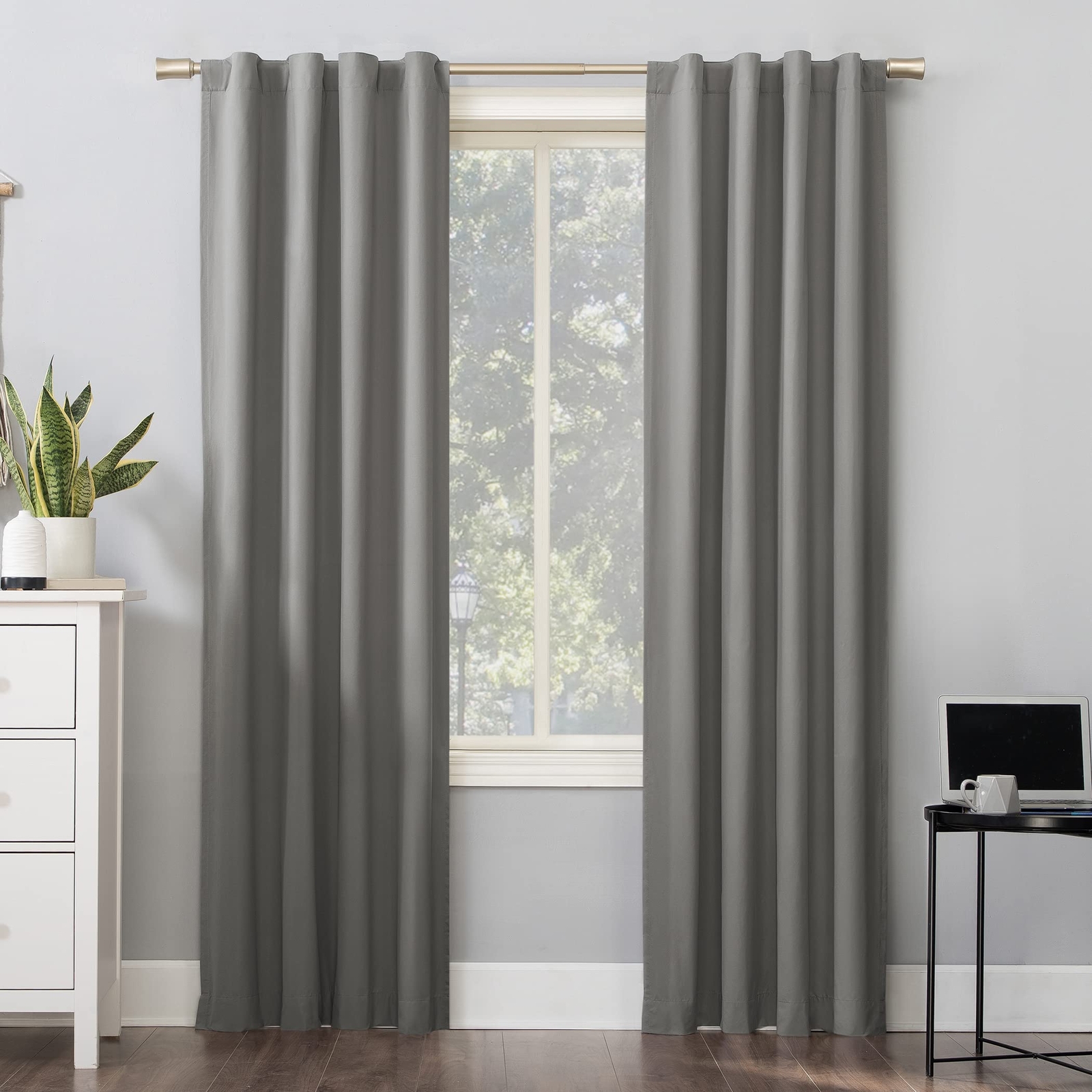Sun Zero Cyrus Thermal Total Blackout Back Tab Curtain Panel