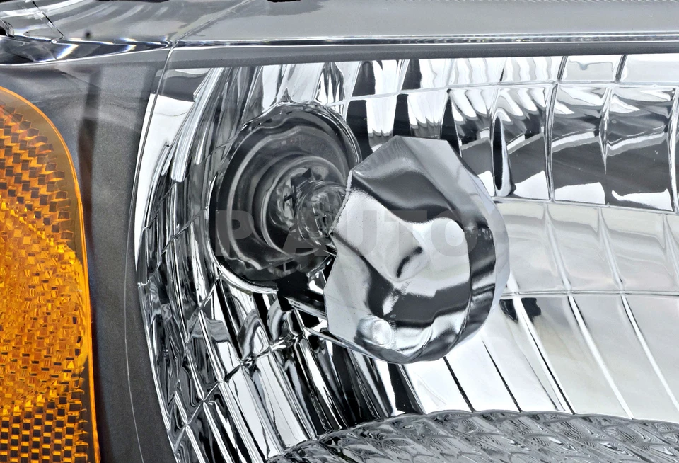 For 2001-2003 Mazda Protege Headlight Halogen Passenger Side - Image 2 of 4