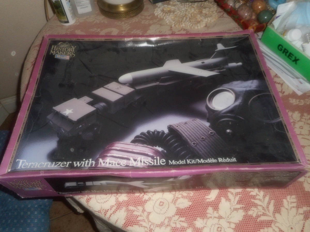 REVELL 8628, 1/32 TERACRUZER WITH MACE MISSILE HISTORY