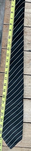 Harry Amies Tie Black/Blue/Cream NWOT $3 Shipping - Picture 2 of 3
